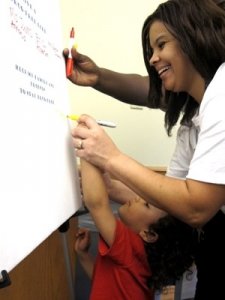 Youngster signing Drug Free Pledge
