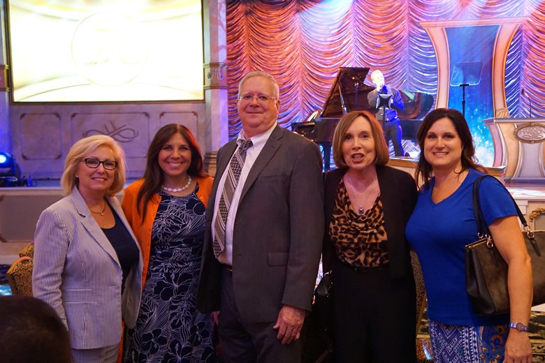 Lynn-Susan-Latvala-Amy-ronshausen-and-the-Dillingers-at-FH-event-sm